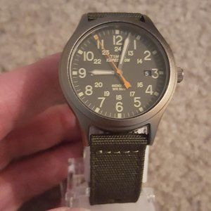 New, never worn Timex watch with Indiglo, green fabric band